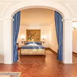 Residenza D'epoca Alcova Лучиньяно