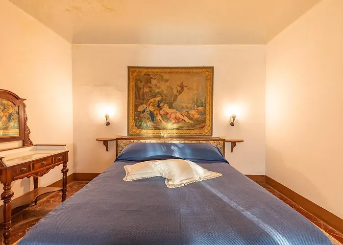 Residenza D'epoca Alcova * Lucignano