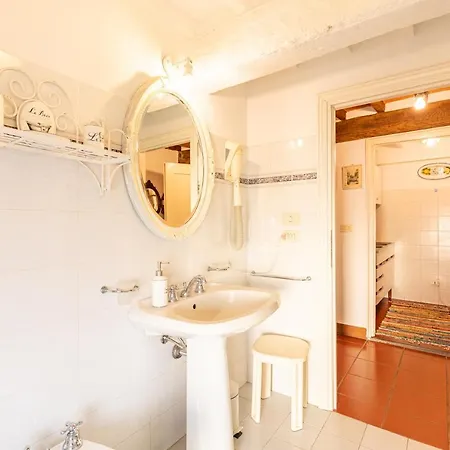 Residenza D'epoca Alcova Lucignano